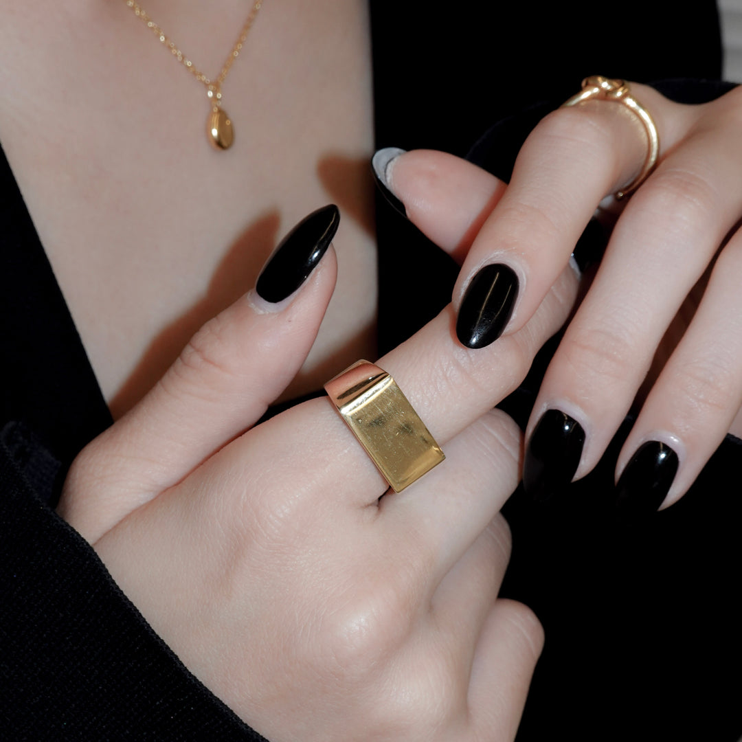 "Proto" signet ring (GOLD)