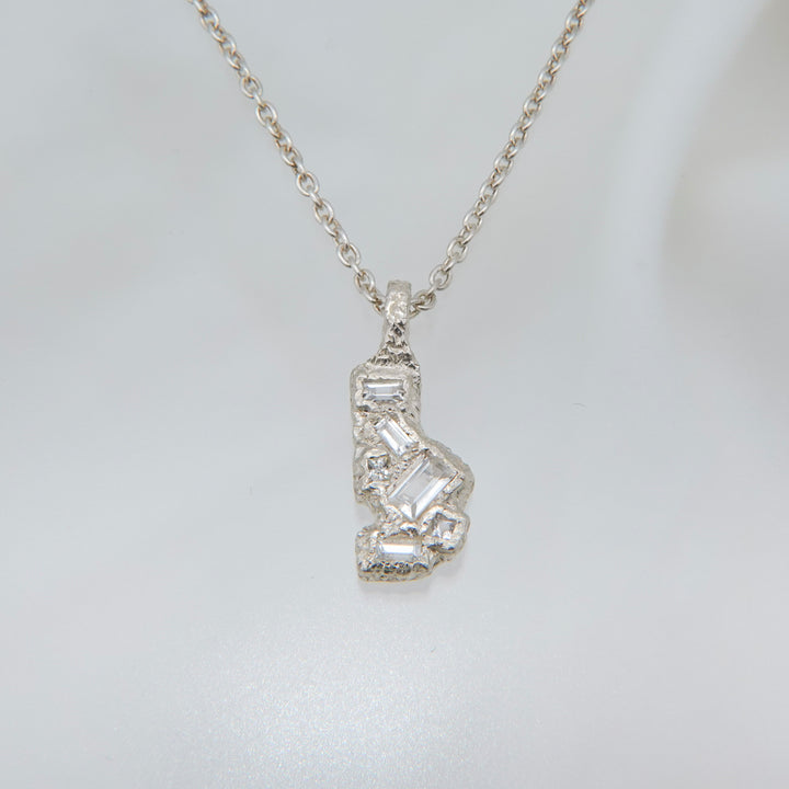 Kei Necklace