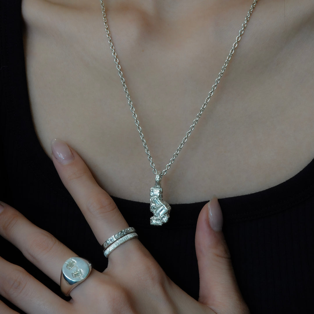 Kei Necklace