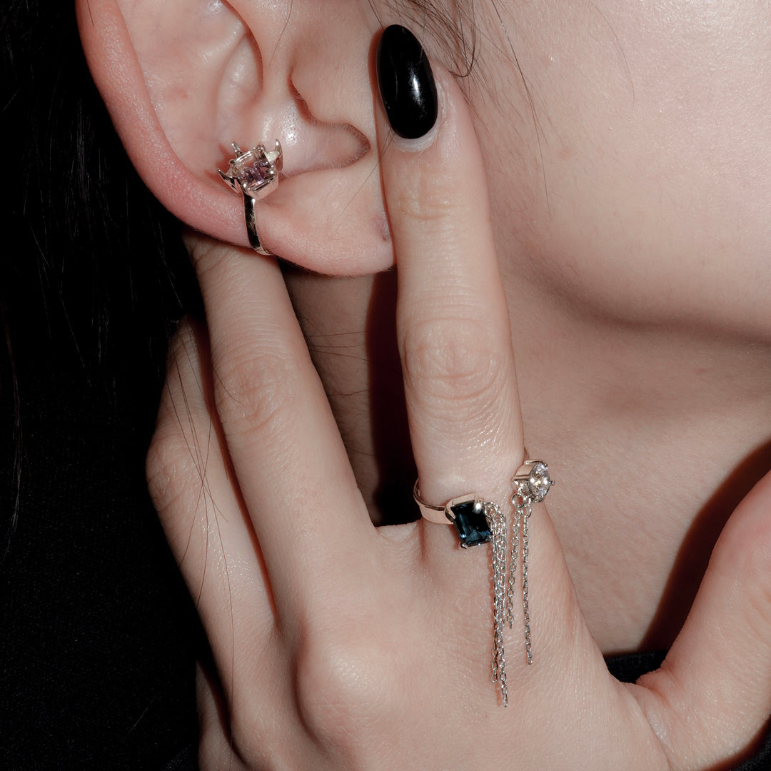 ブレイキンチェーンリング(ロンドンブルートパーズ、ジルコニア)