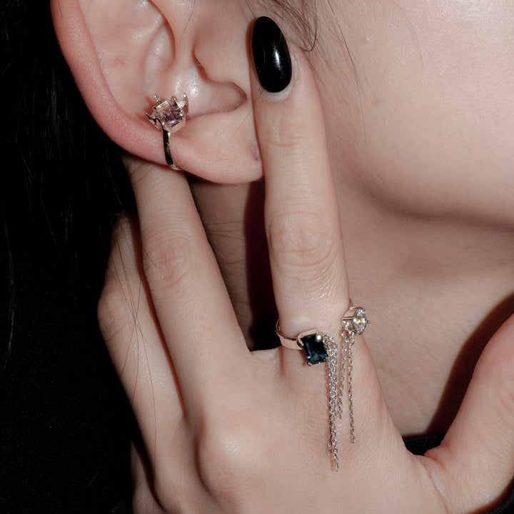 ブレイキンチェーンリング(ロンドンブルートパーズ、ジルコニア)