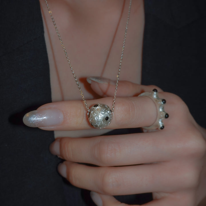 8 PLANETS Necklace (BLACK)