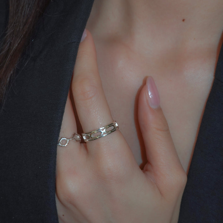 class ring-02