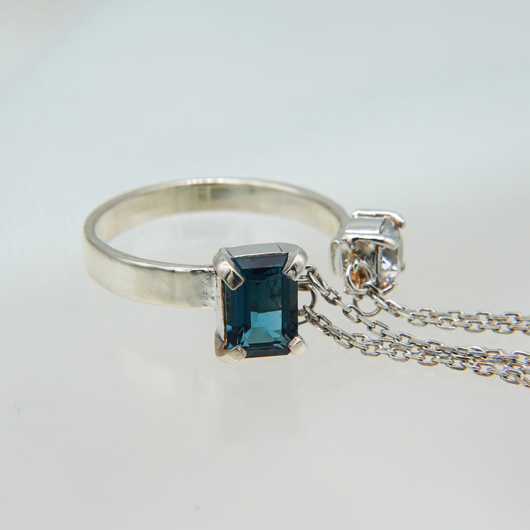 ブレイキンチェーンリング(ロンドンブルートパーズ、ジルコニア)