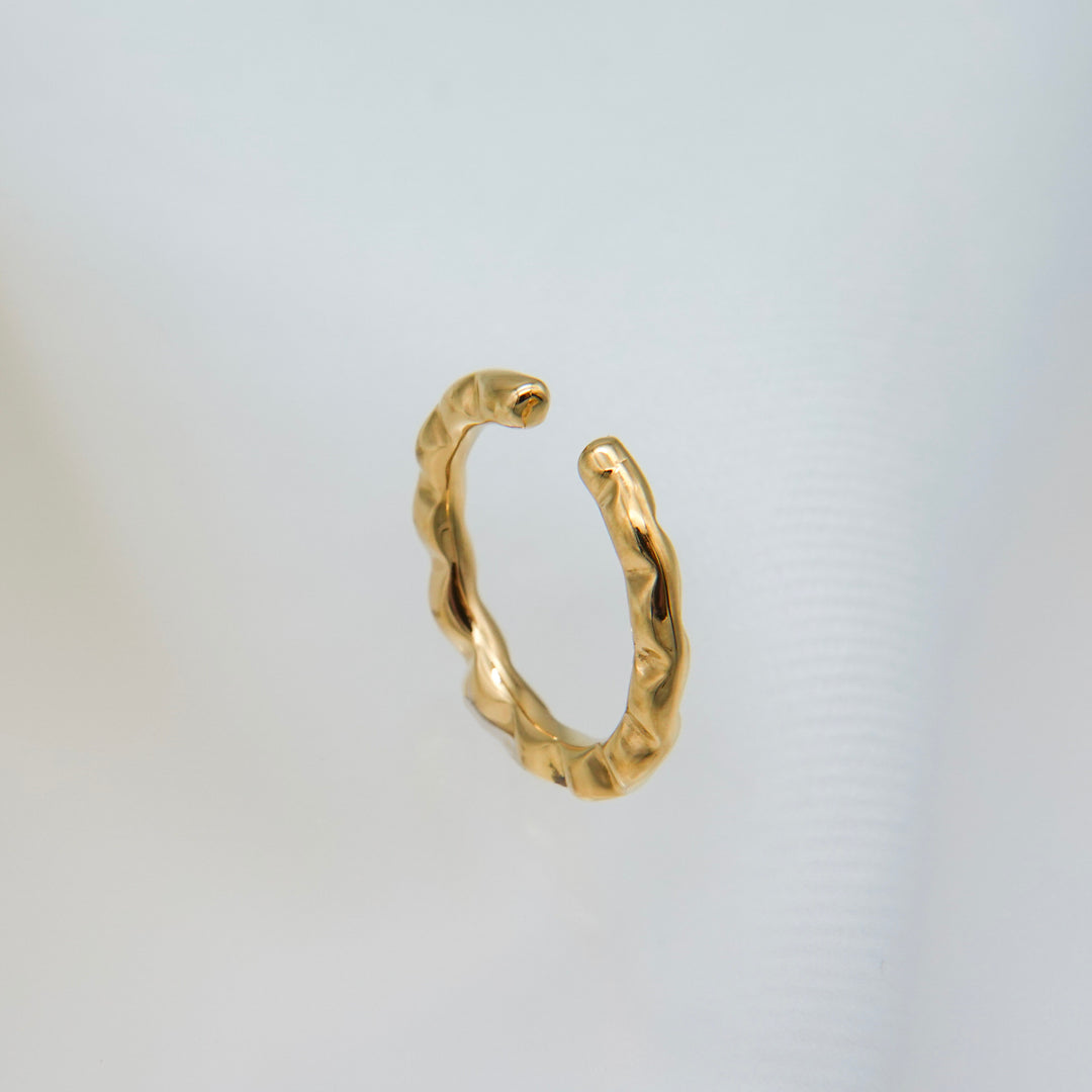 Wedge Pattern Cuff _K18YG