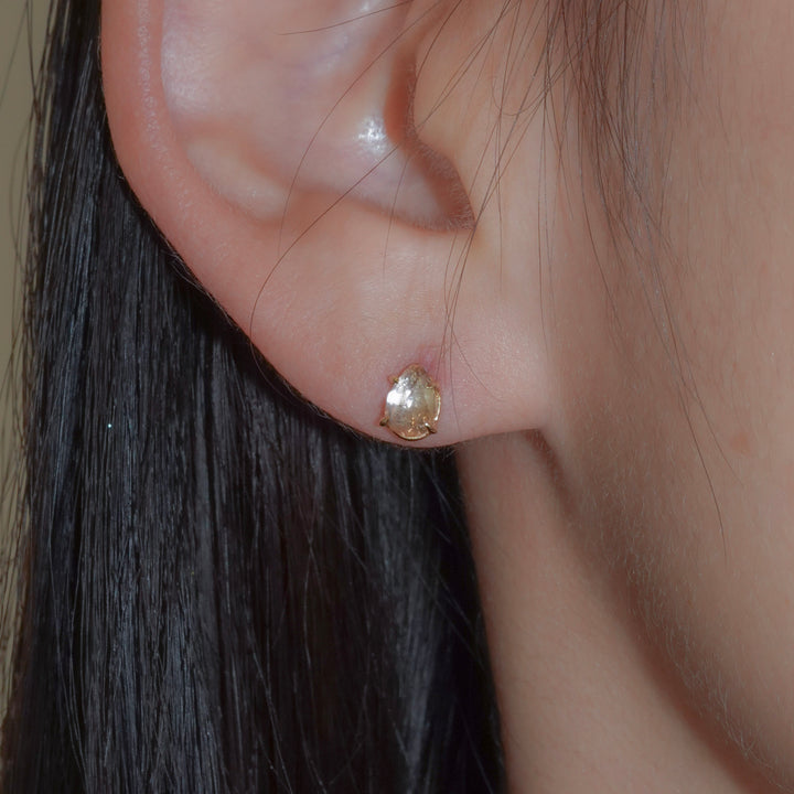 Katamimi pierced 58