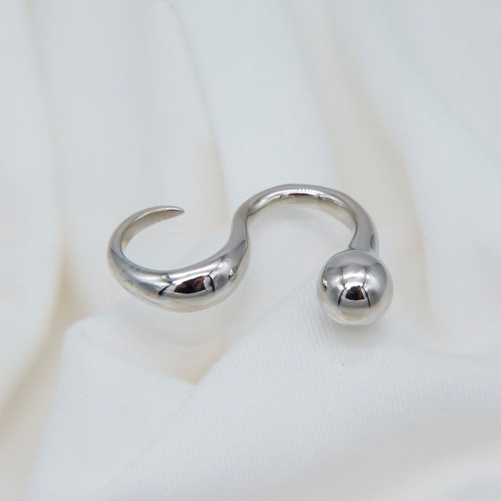 ball double finger ring