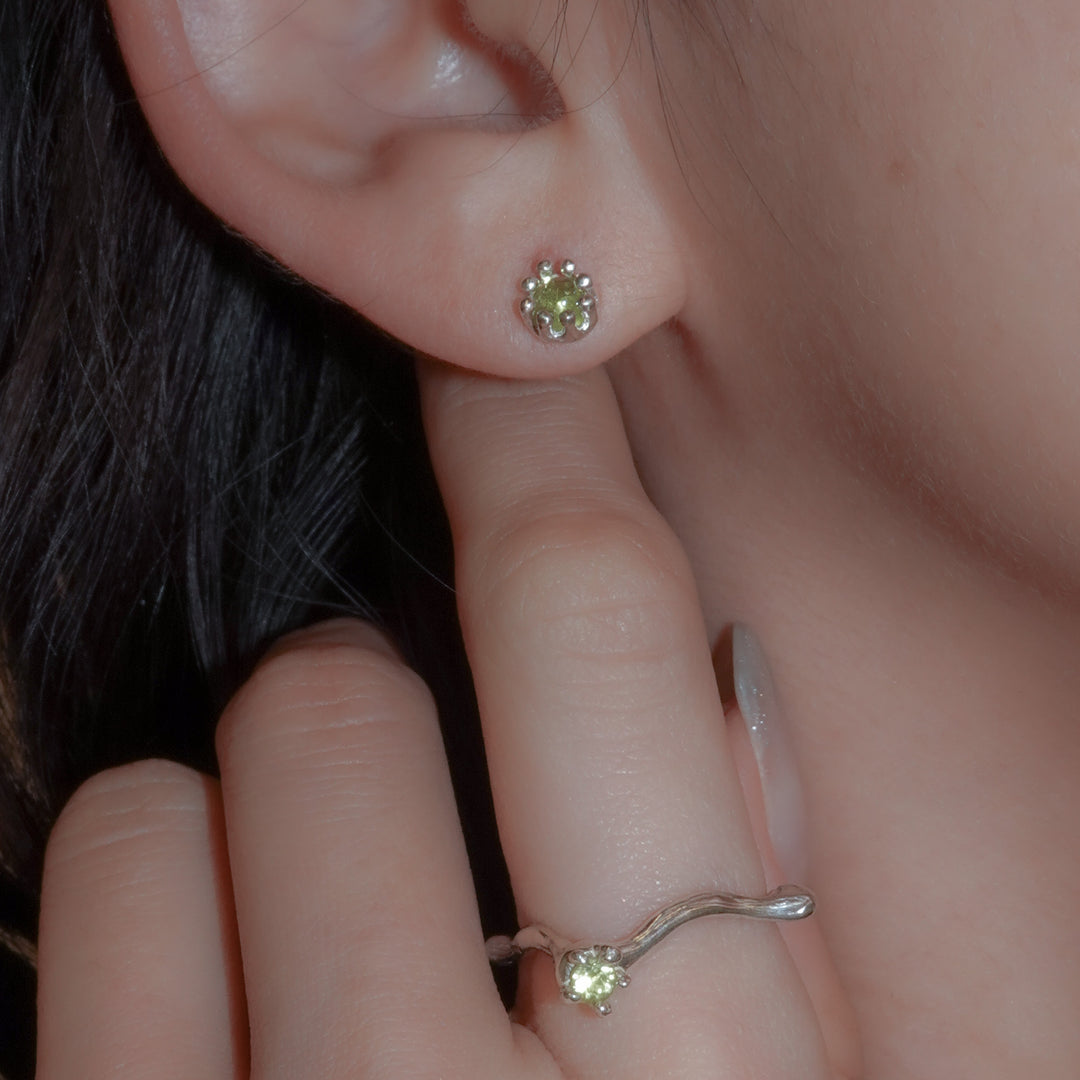 8 PLANETS Pierced Earring (GREEN)