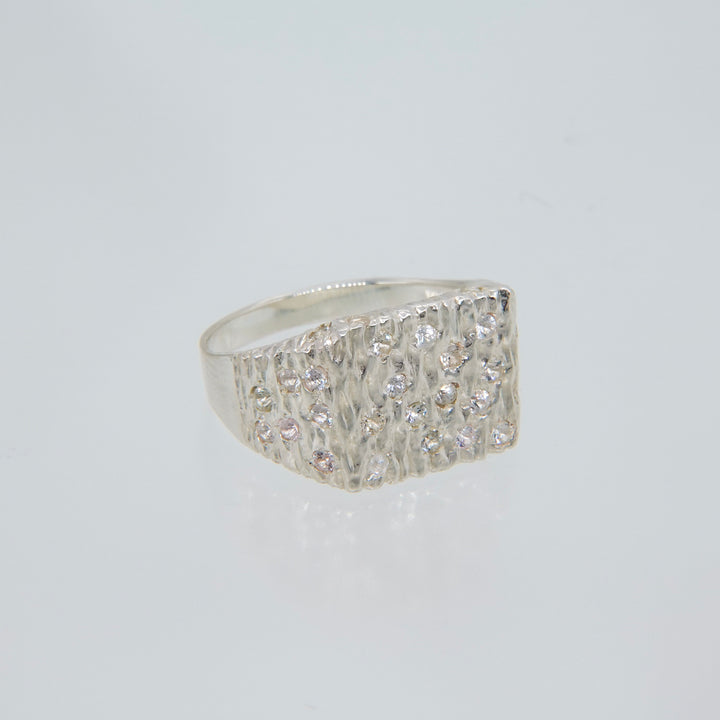 Iku Ring