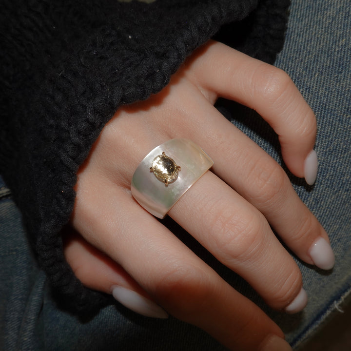 Thalatta Ring(Quartz)