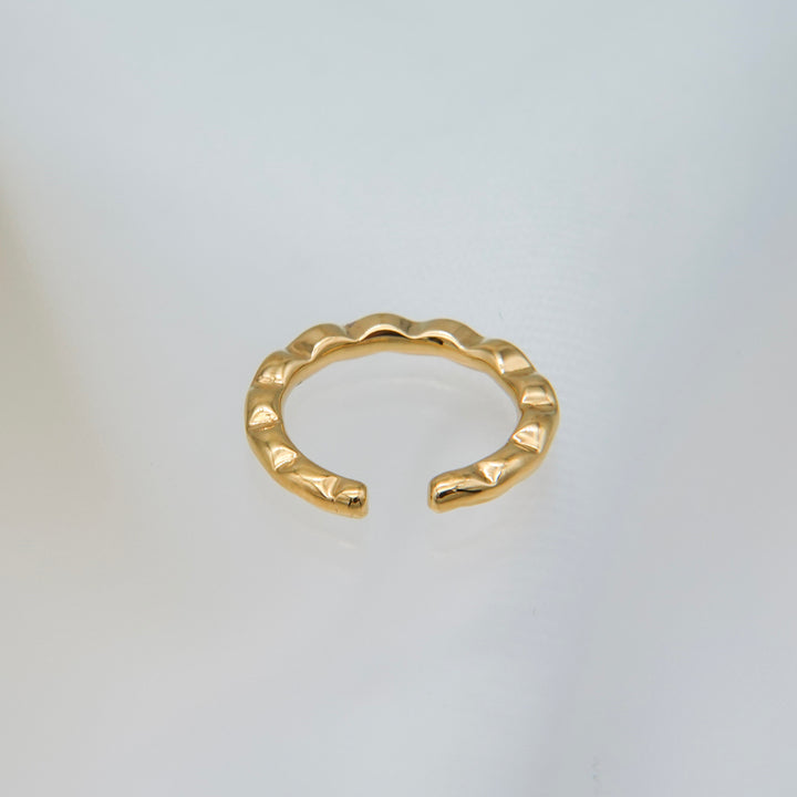 Wedge Pattern Cuff _K18YG