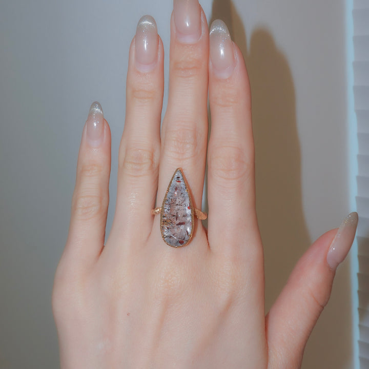 1619_Lepidocrocite in Quartz