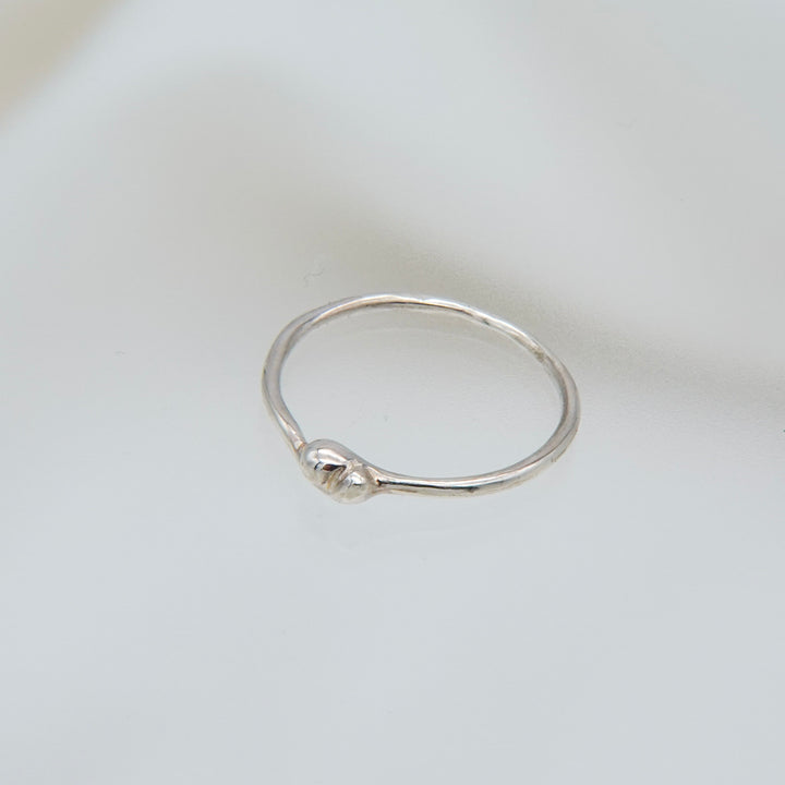 une ring-02