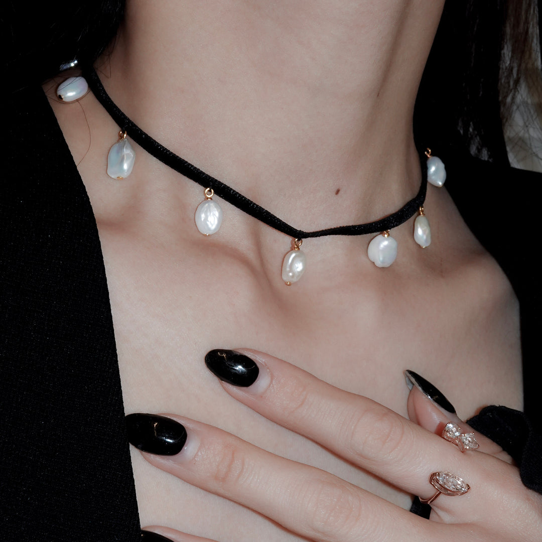 NOIR MULTI PEARL CHOKER NECKLACE