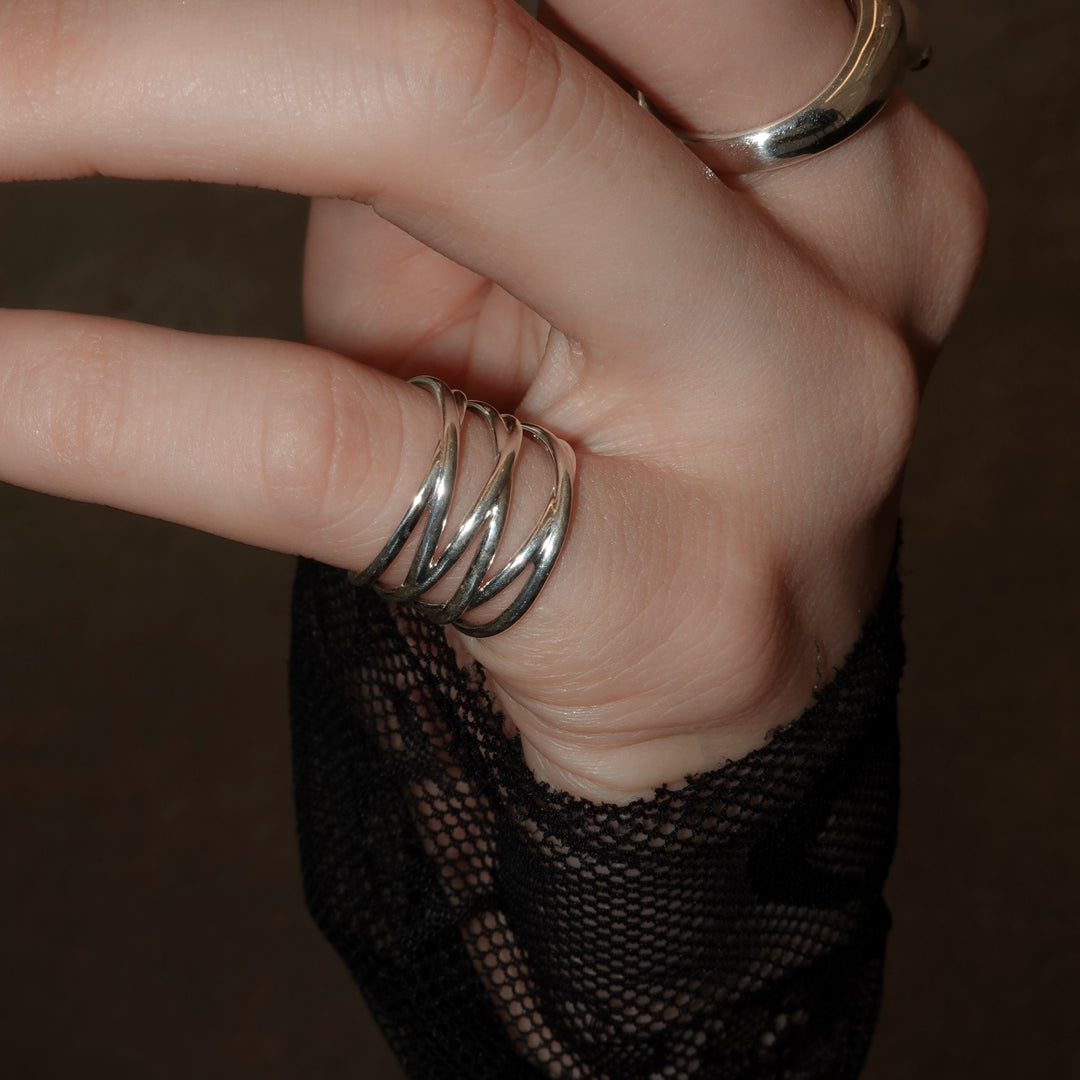lace up ring