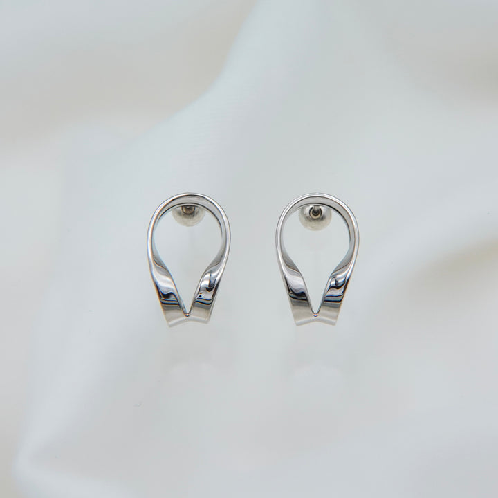 Kusaritoi Earrings S