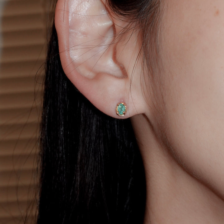 K10オーバルエメラルドピアス(一点もの)