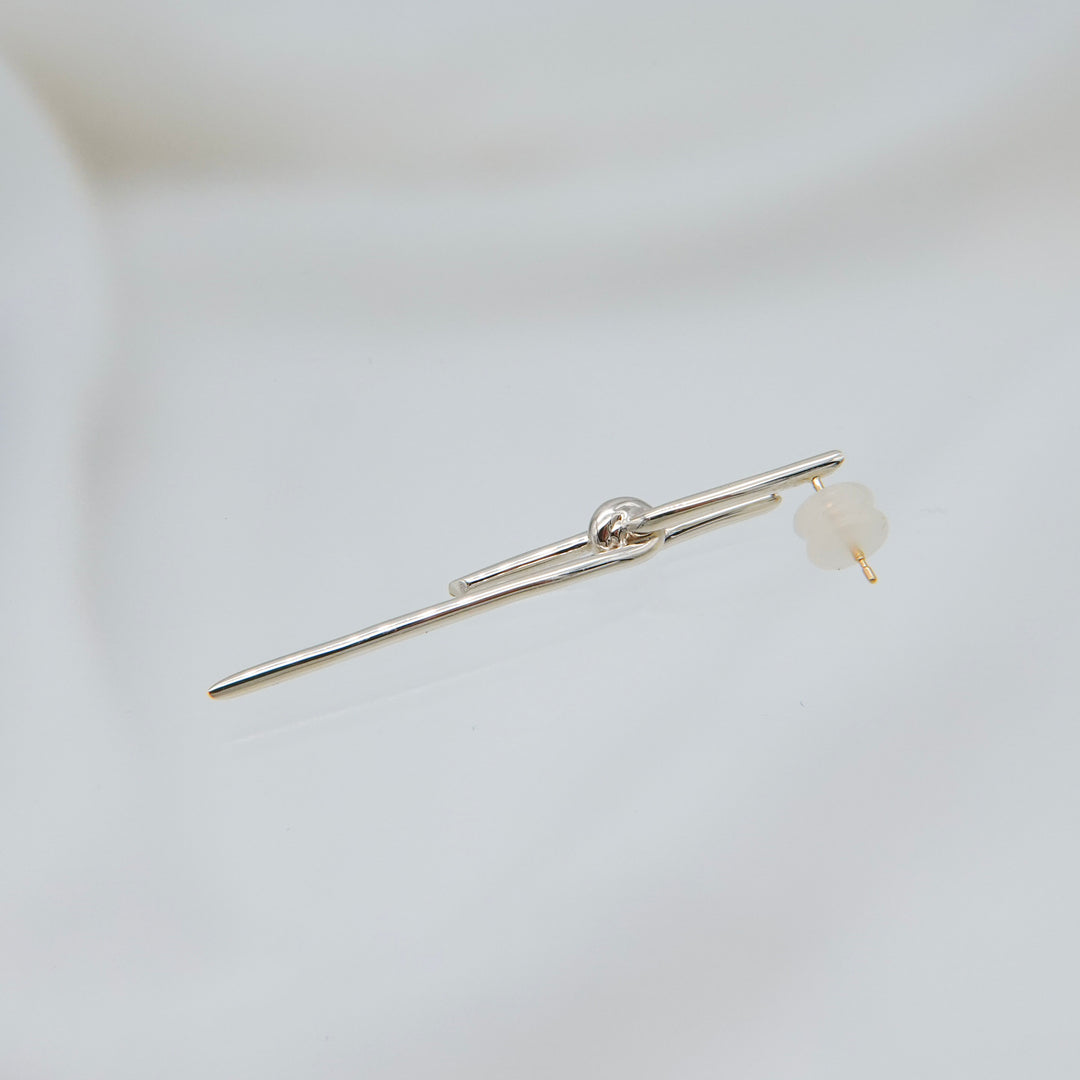 THREADS Silver Cross Pierced Earrings