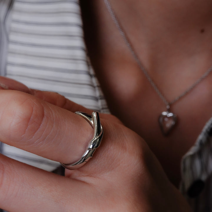 Grass Knot Ring