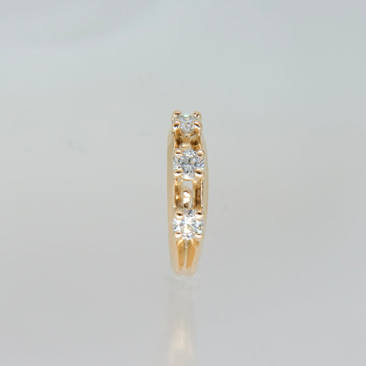 Float Ear cuff -【Lab Grown Diamond】