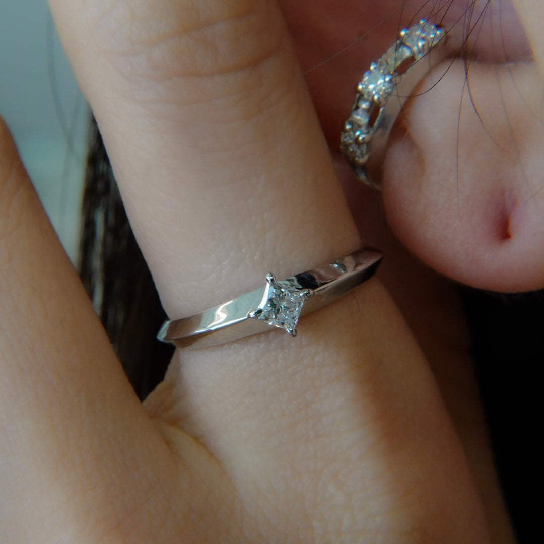 Prism Solitaire Ring -【Lab Grown Diamond】