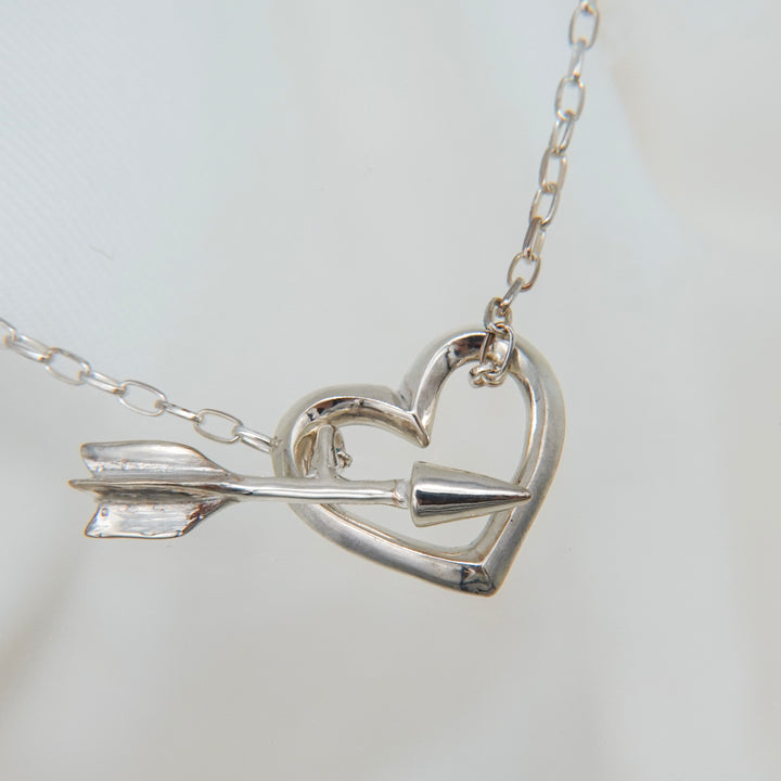 ハート＆アローネックレス