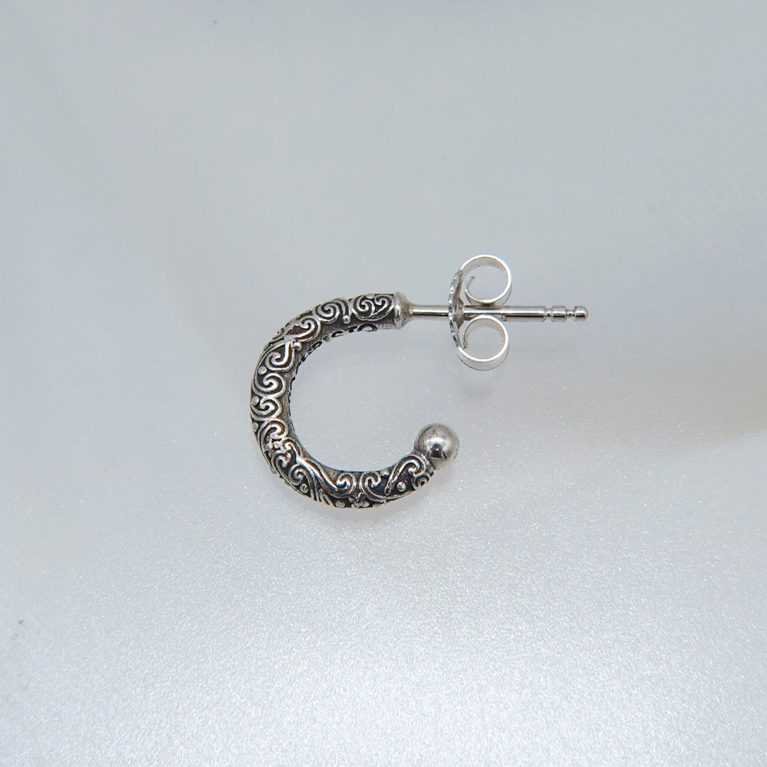 Mini hoop Earrings
