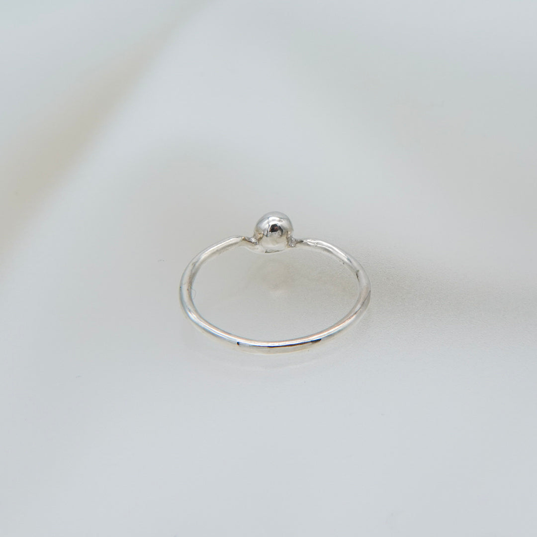 une ring-01
