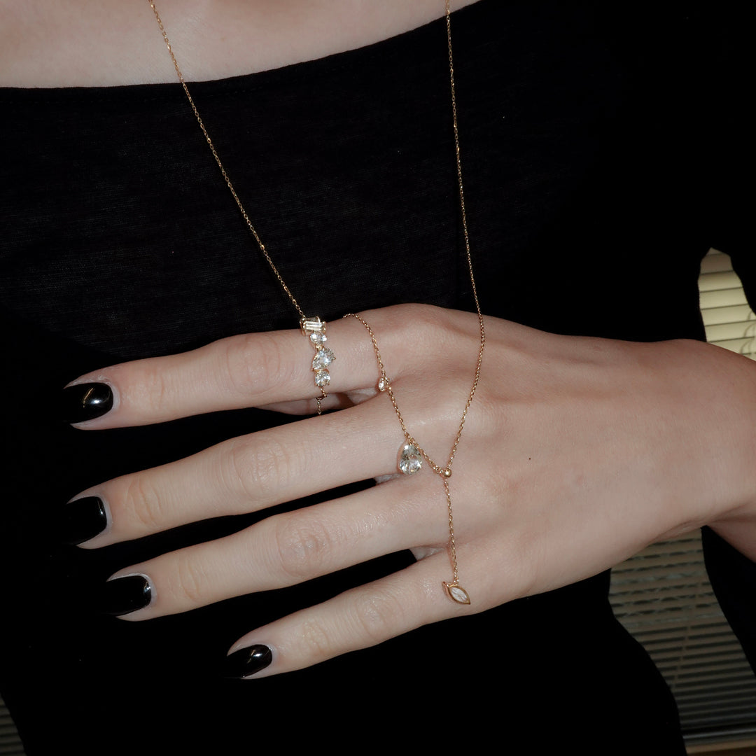 FALLING DEW LARIAT NECKLACE LONG_K10YG