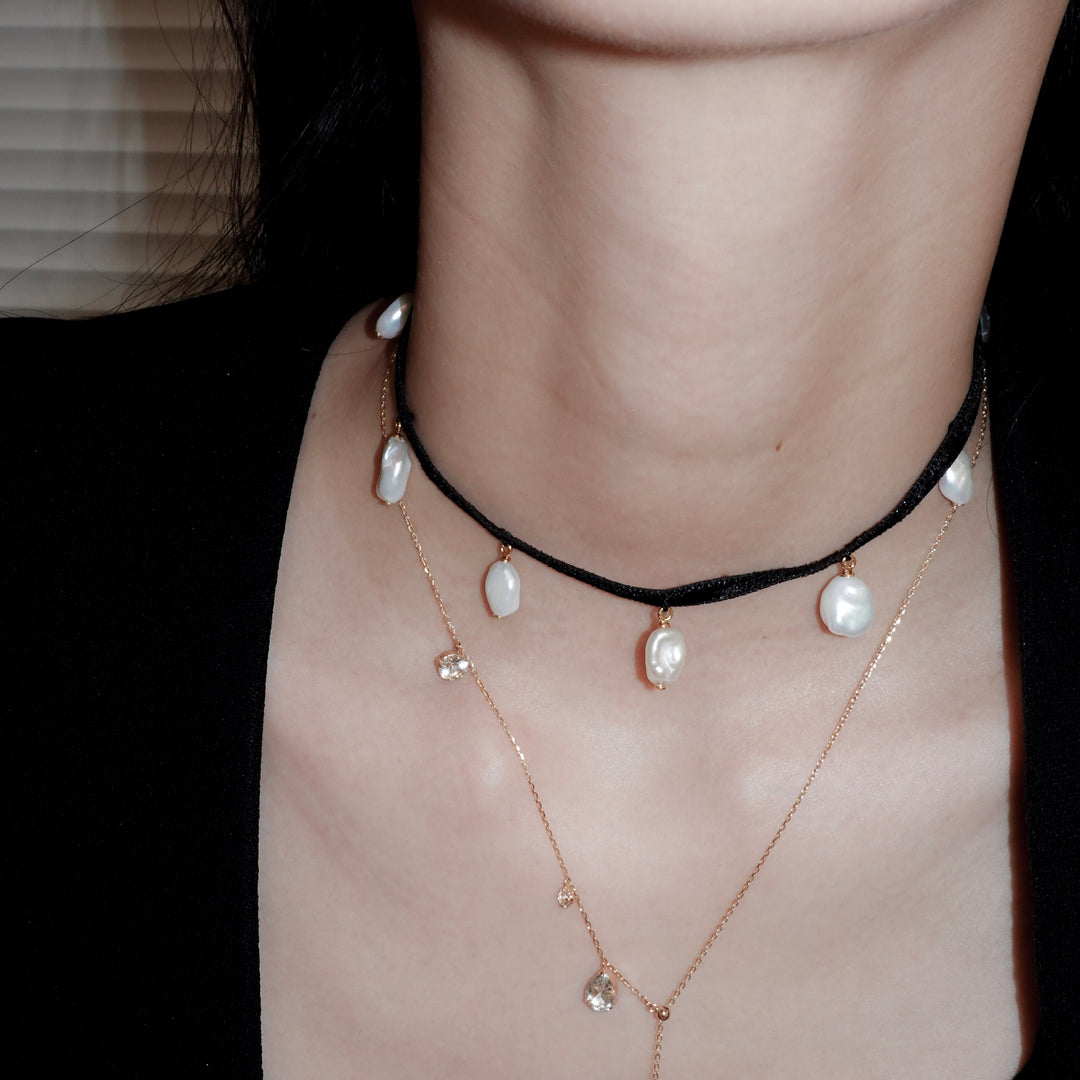 NOIR MULTI PEARL CHOKER NECKLACE