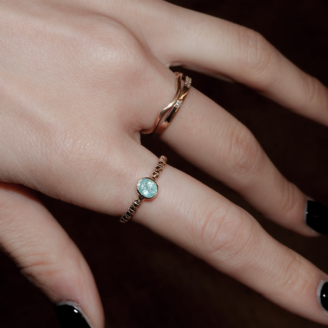 K10パライバトルマリンフィレンツェ彫りリング