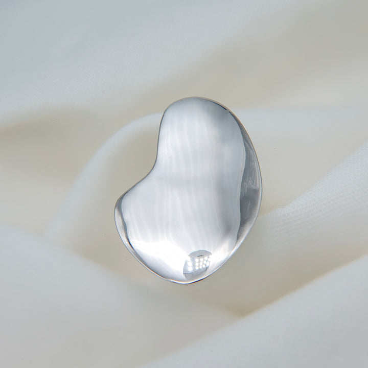 Surface Twist Pierced Earrings_Single