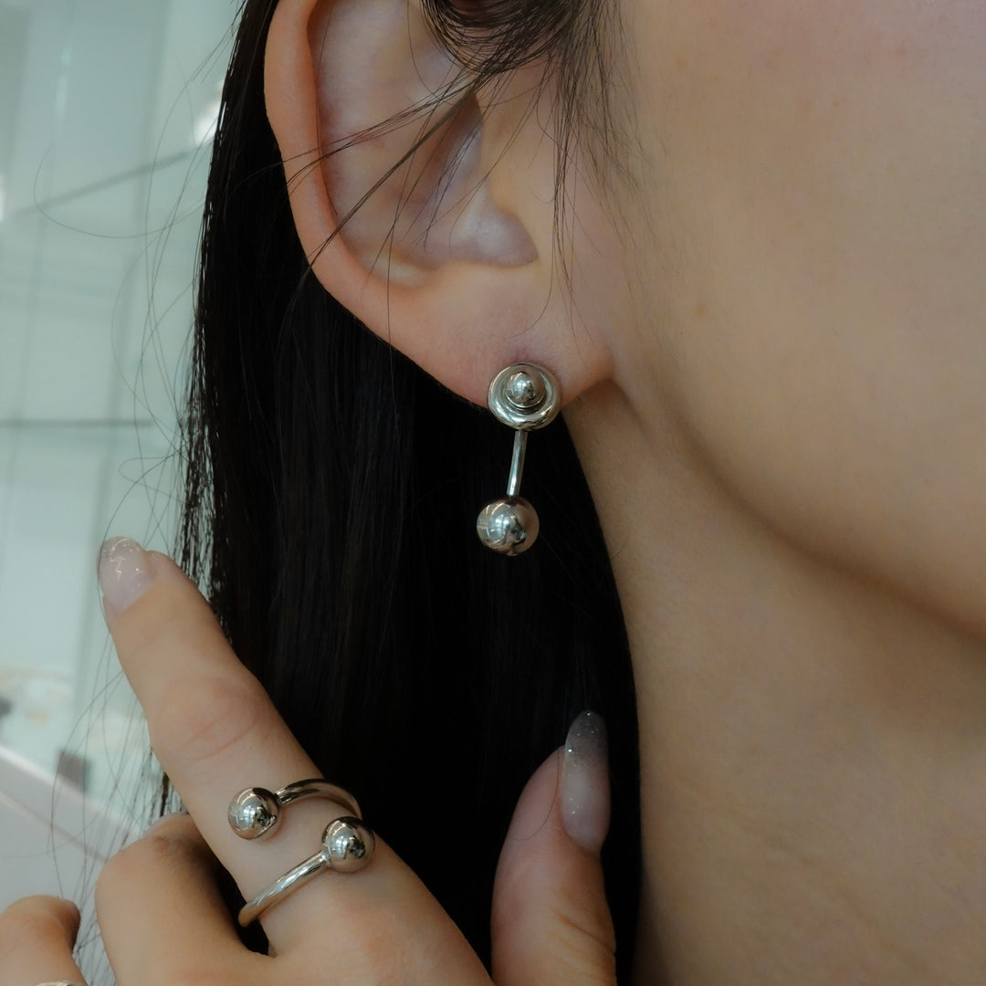 MINDY SILVER EARRING