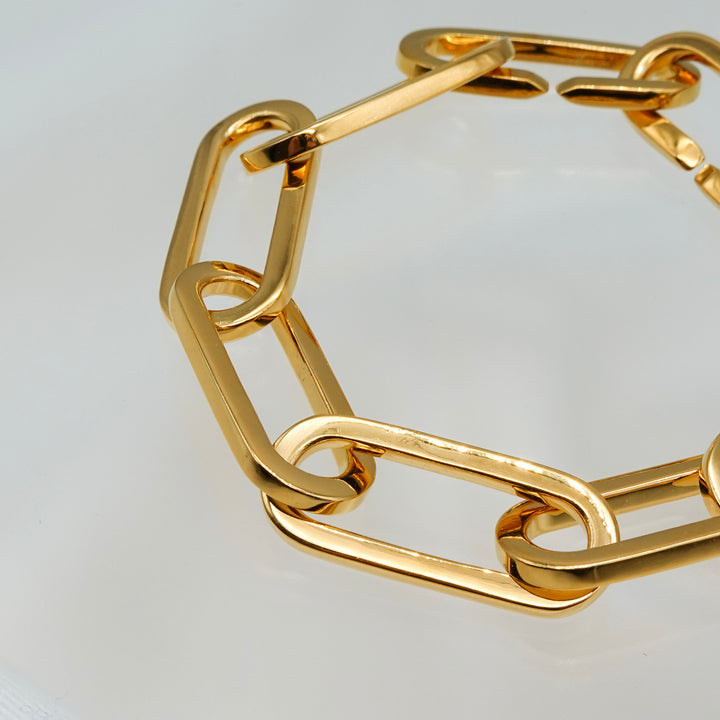 Gold Oval Chain Bracelet