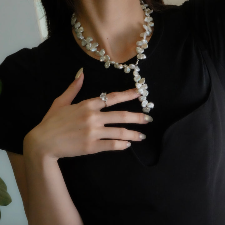 3WAY FALLING PATELS PEARL LARIAT NECKLACE (SV)