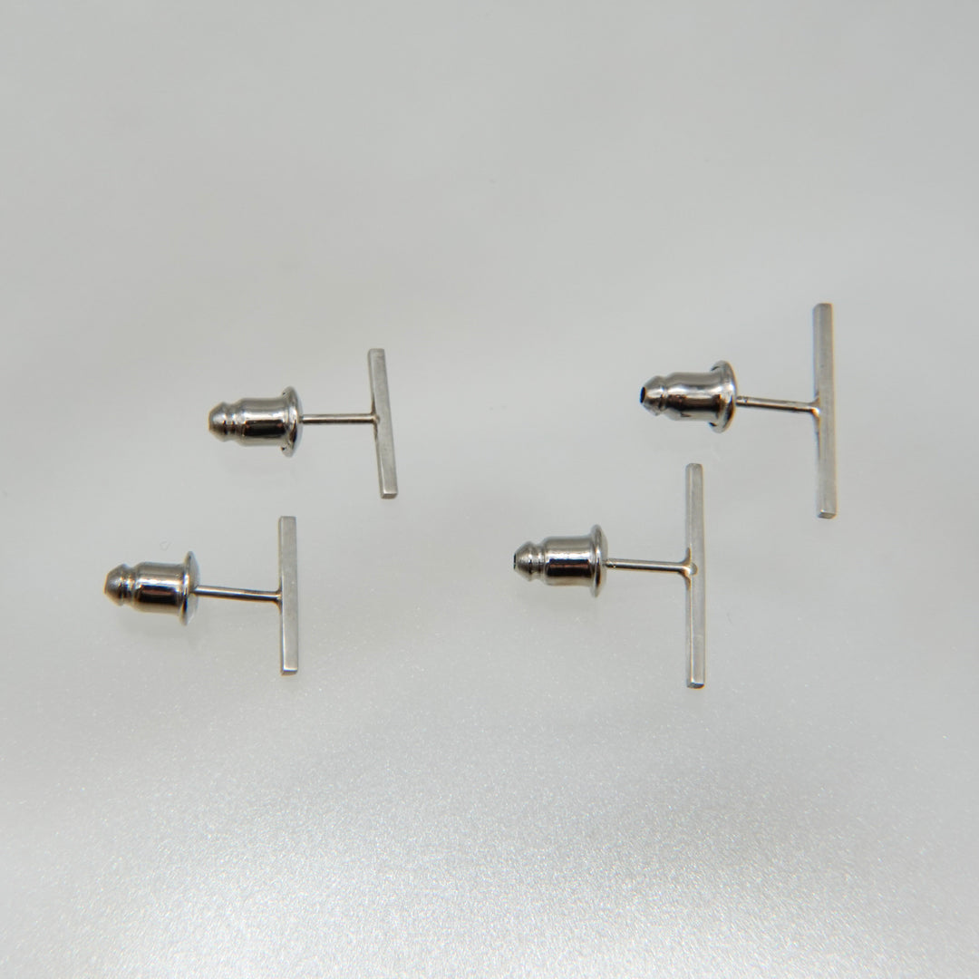 Thread pierced earring