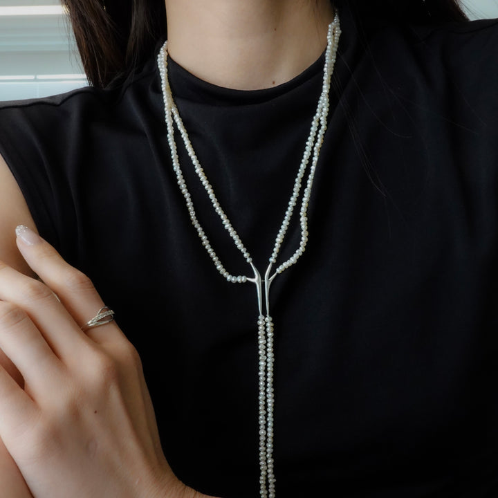 BAROQUE PEARL TIE COLLAR NECKLACE