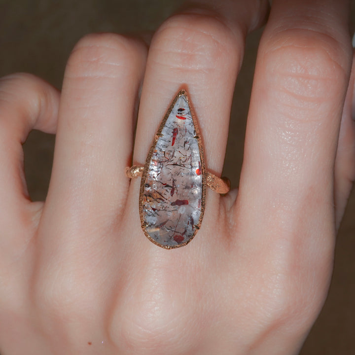 1619_Lepidocrocite in Quartz