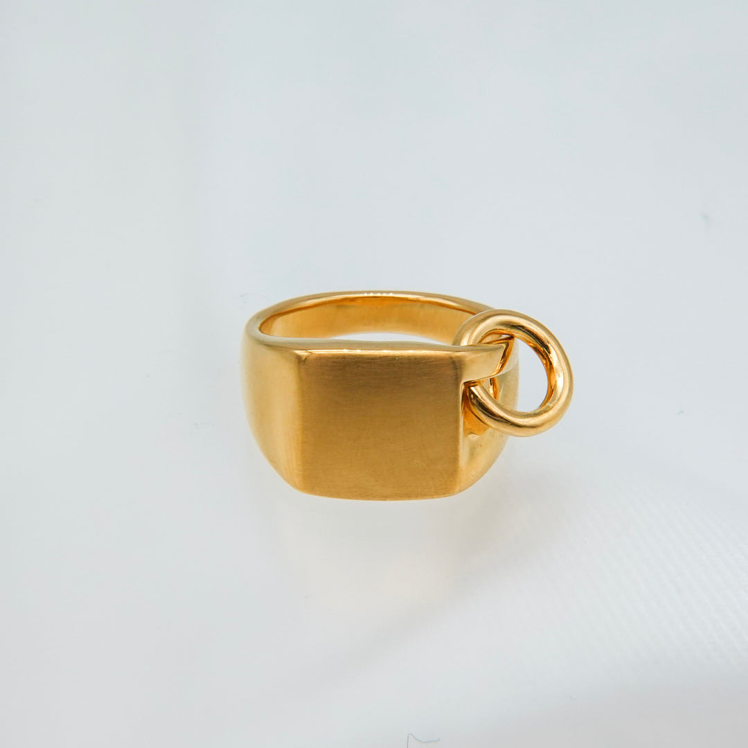 Square loop ring