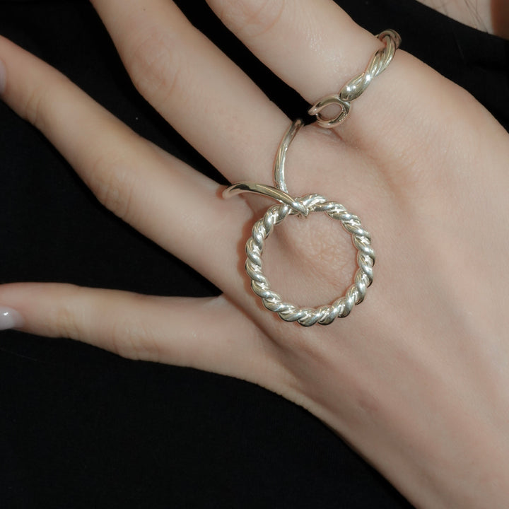 Selene 00:12 Dual Rotation（二重のまわり）