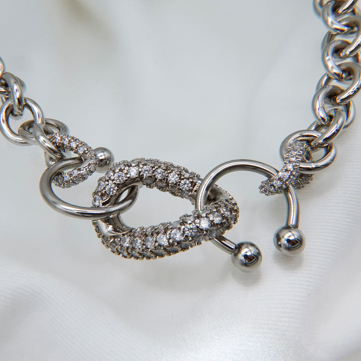 PHOEBE NECKLACE