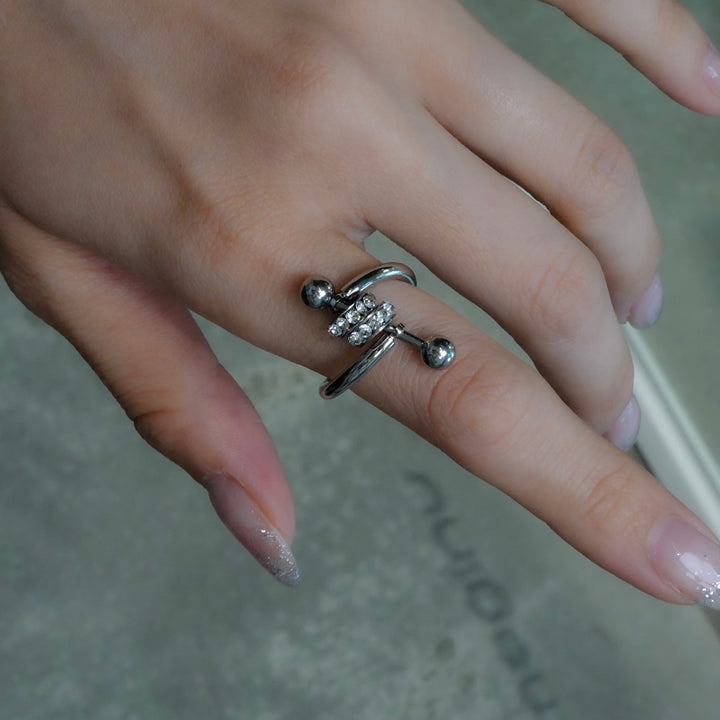 MOLLY RING