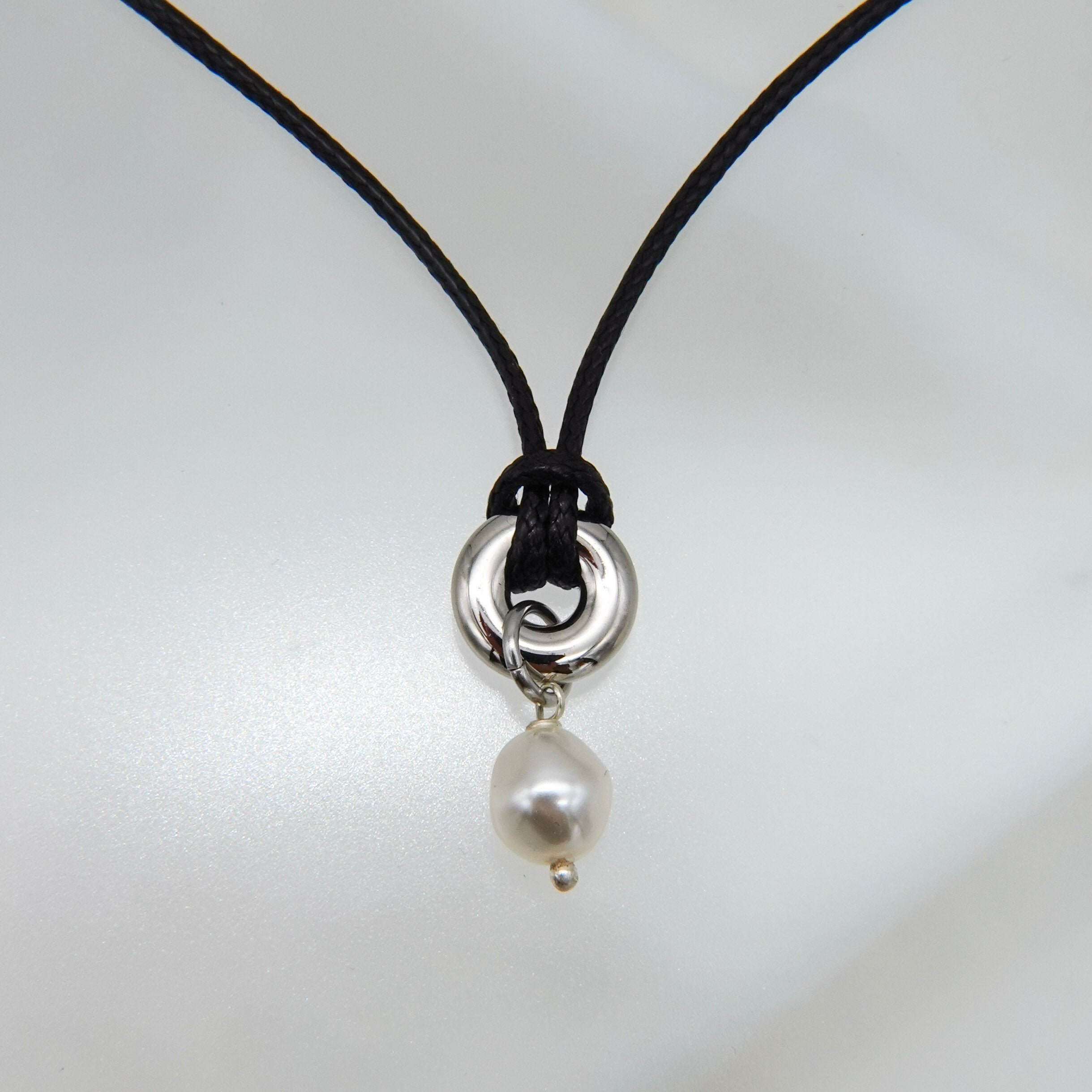 ETHAN PEARL CHOKER – unigem