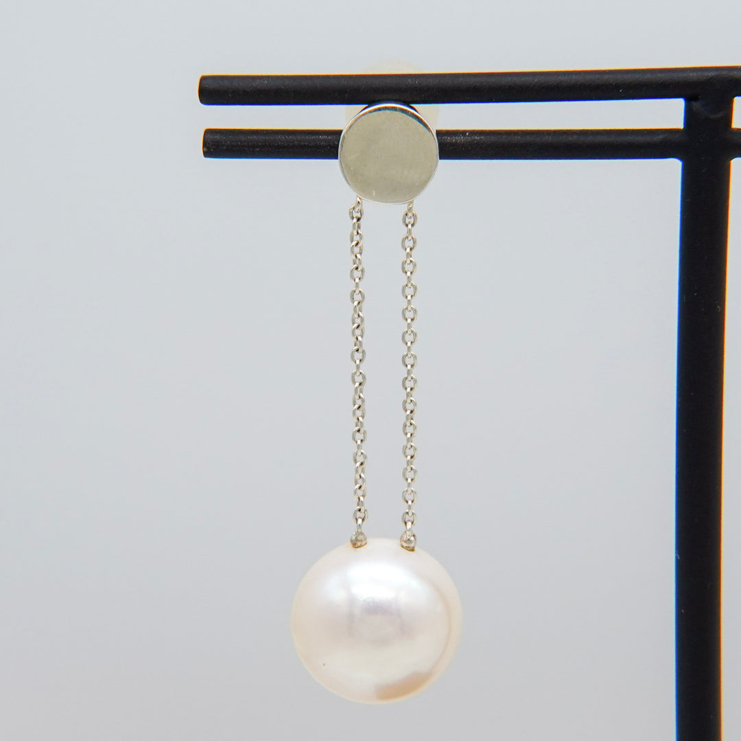 AMEMBO Silver Pearl Swing Pierced Earrings
