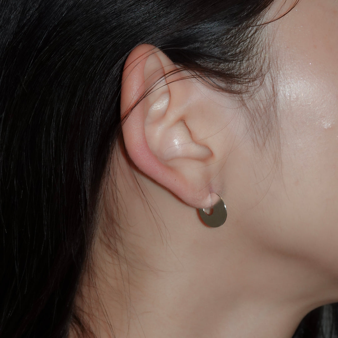 DISC pierced earring