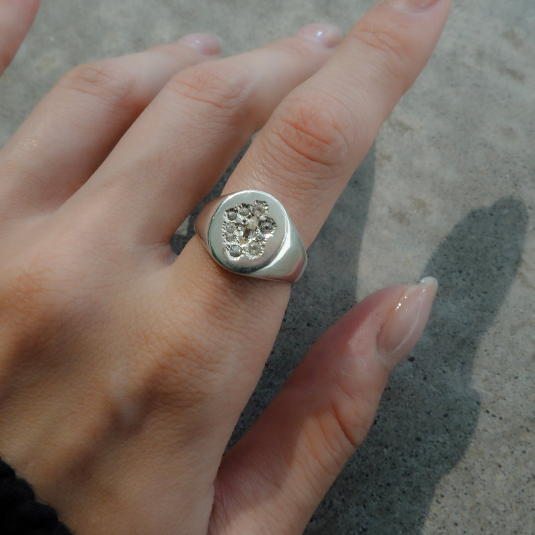 Sho Ring (White)