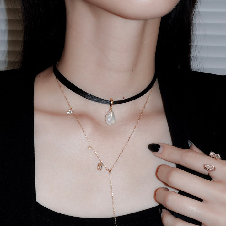 NOIR SINGLE PEARL CHOKER NECKLACE (Gold)