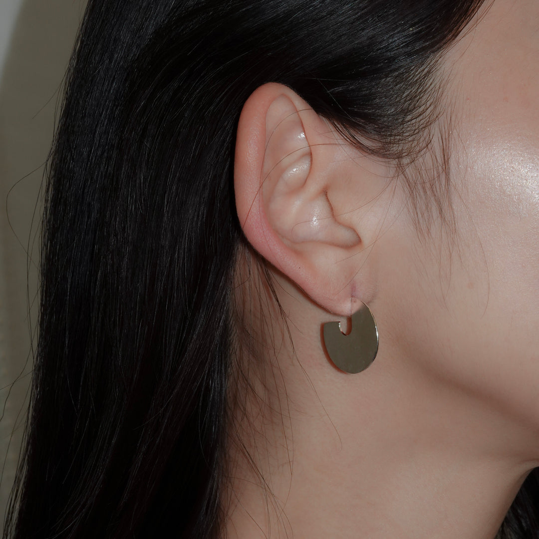 DISC pierced earring