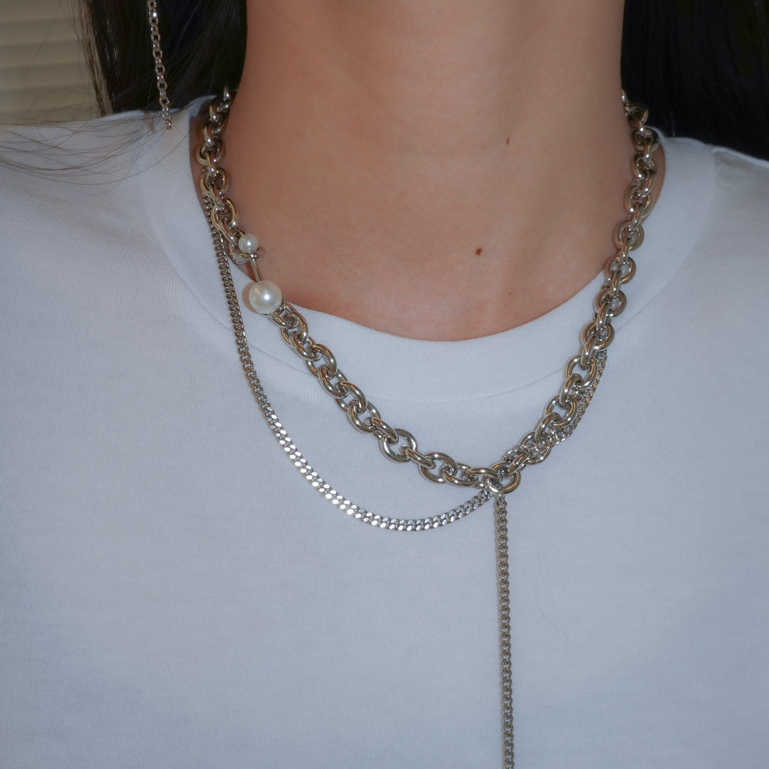 CHASE NECKLACE