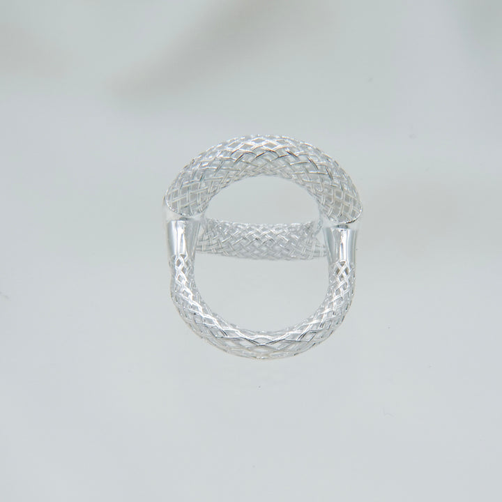 irregularly intersecting mesh ring [Tōkan2]